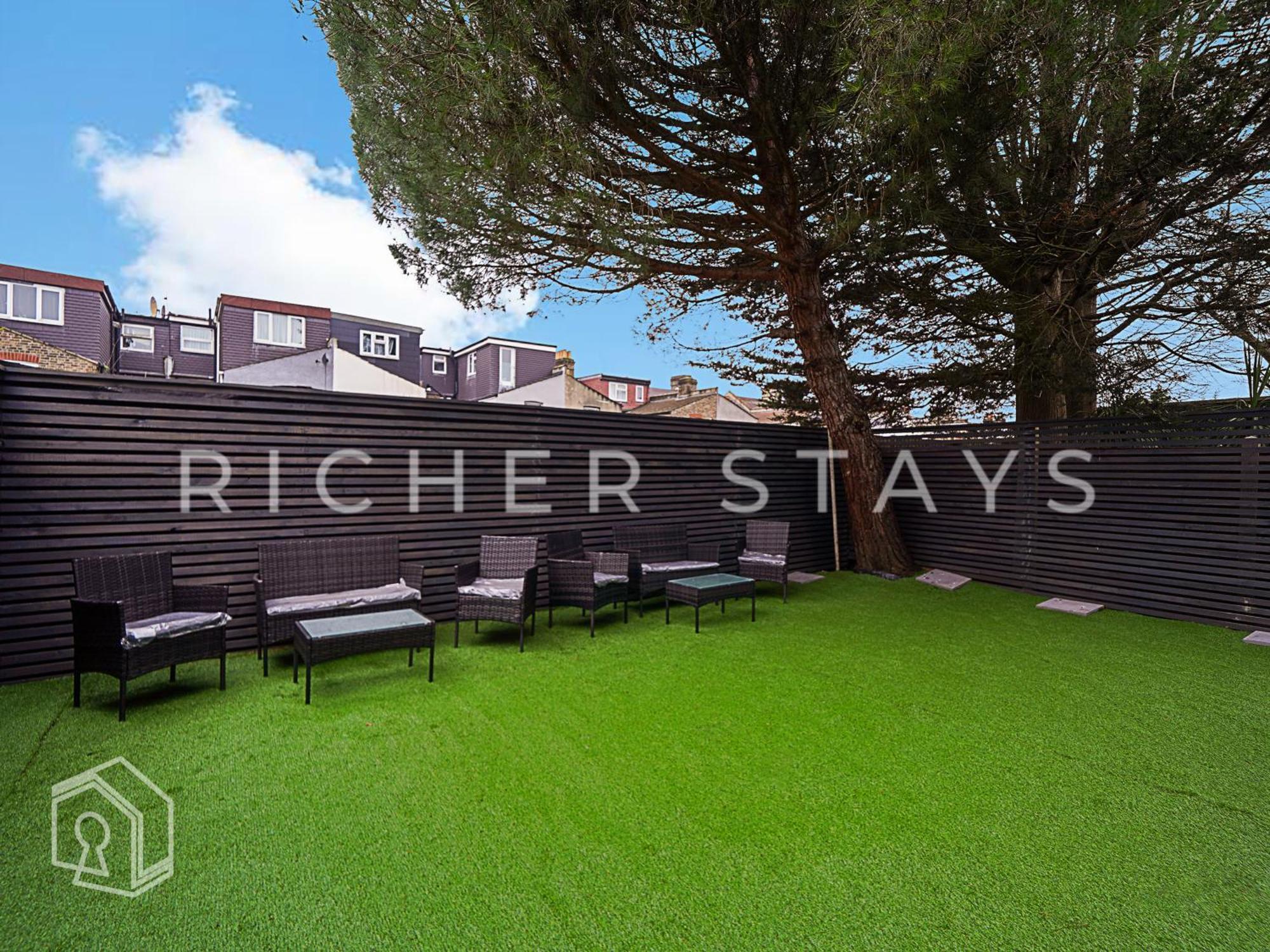 Leyton Guest Rooms - Rooms And Amenities London Exterior photo
